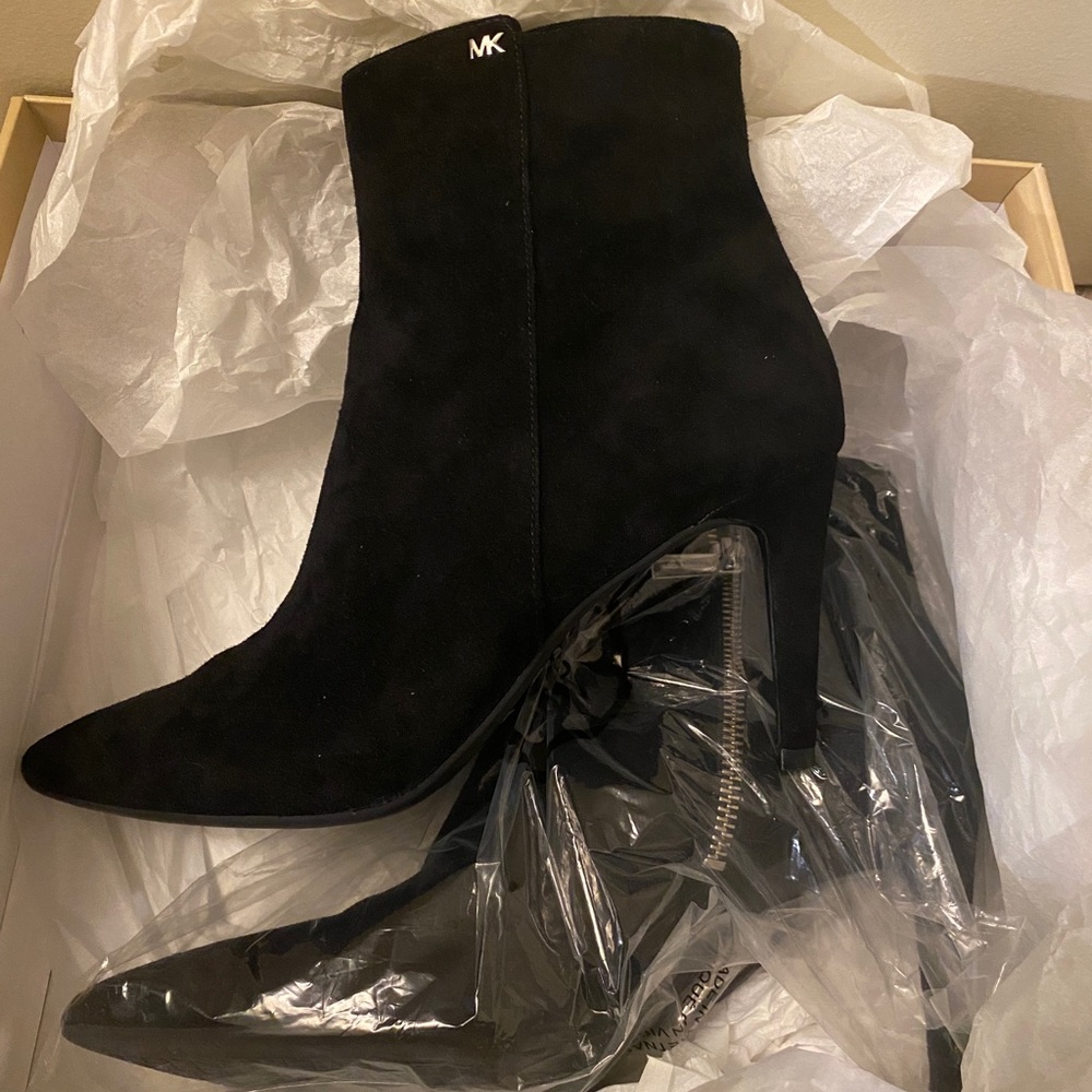 michael kors suede boots